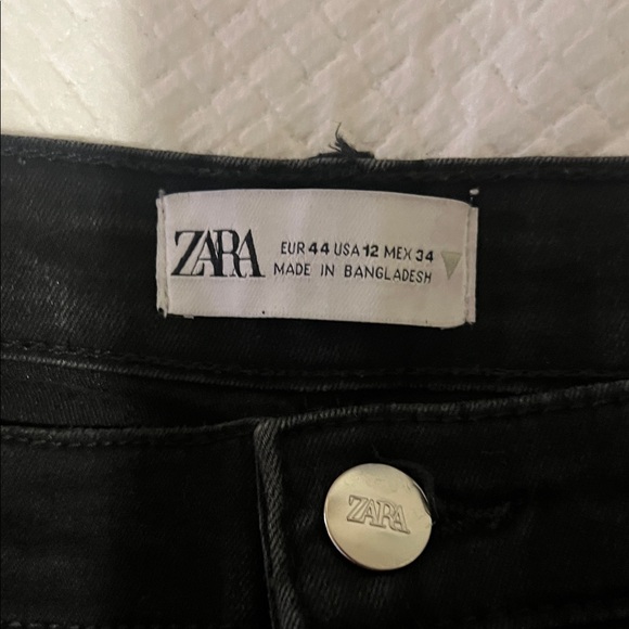 Zara Black Ankle Jeans - Picture 4 of 4